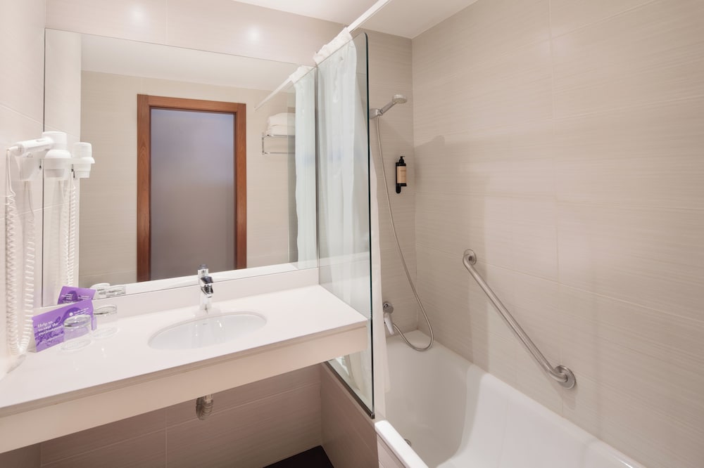 Double or Twin Room photo 3