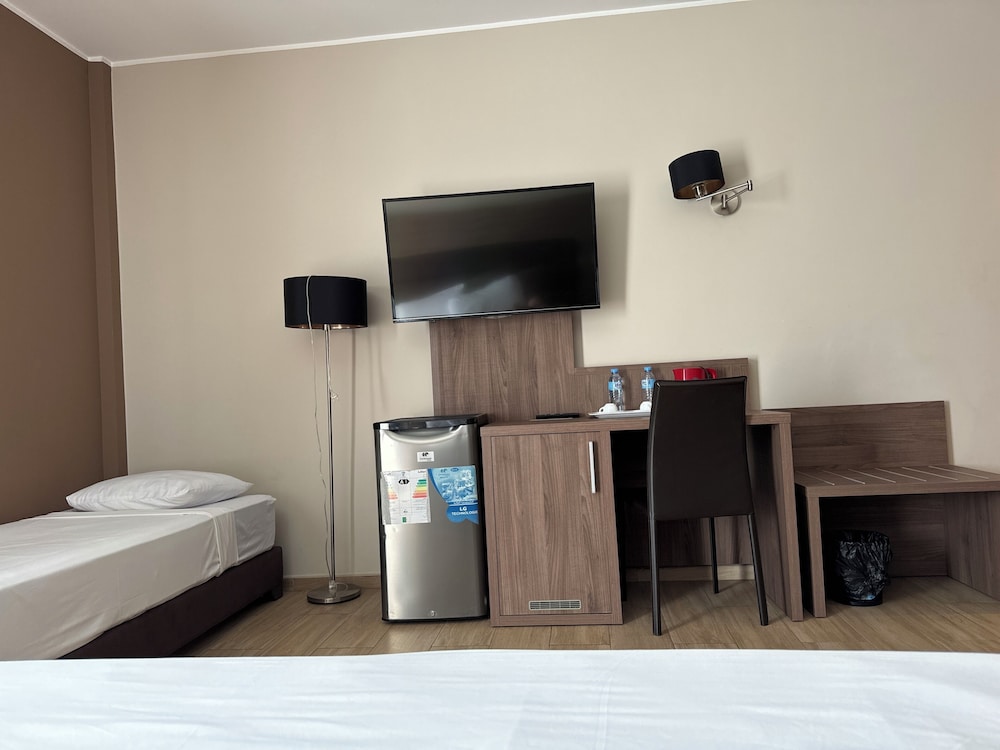 Standard Triple Room photo 2