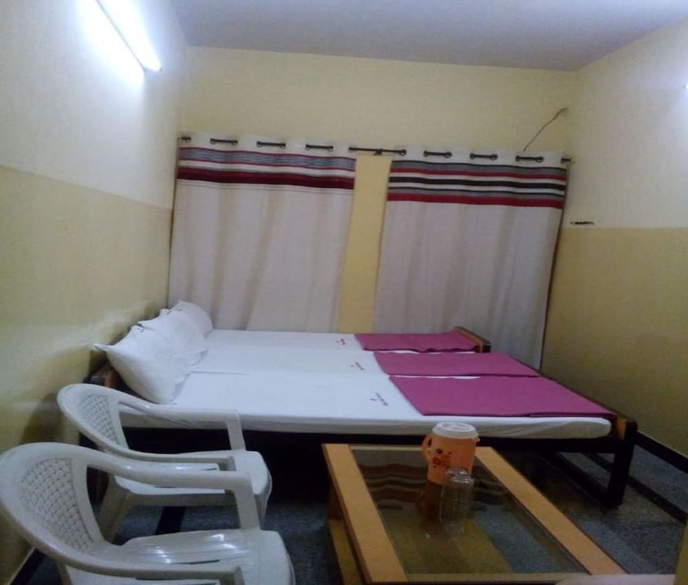 Deluxe Non Ac Room