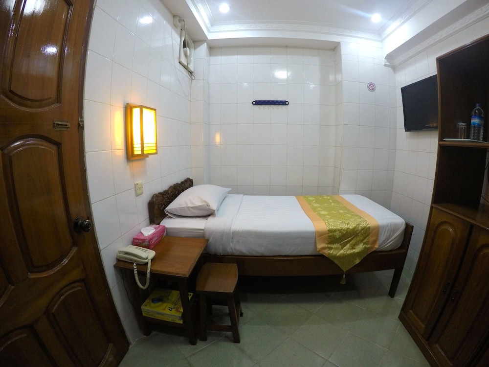 Standard Single Room photo 3