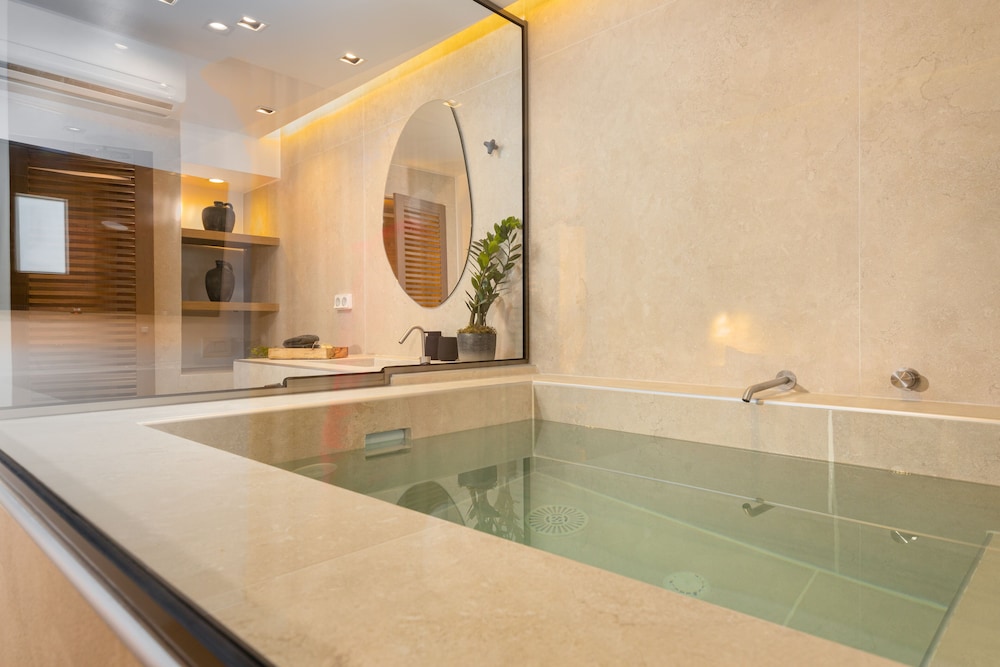 Executive Suite photo 2