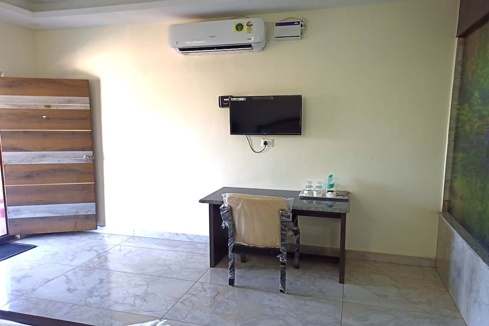 Executive Room - Photo 4