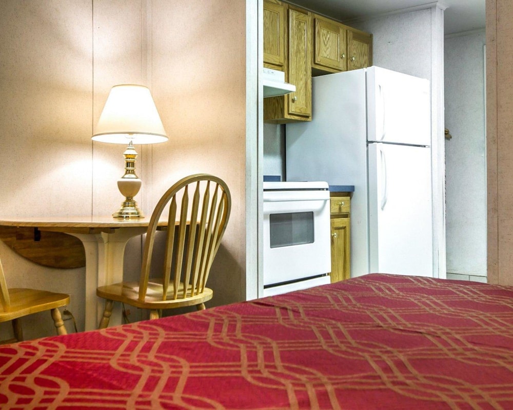 Suite, 2 Queen Beds, Non Smoking photo 1