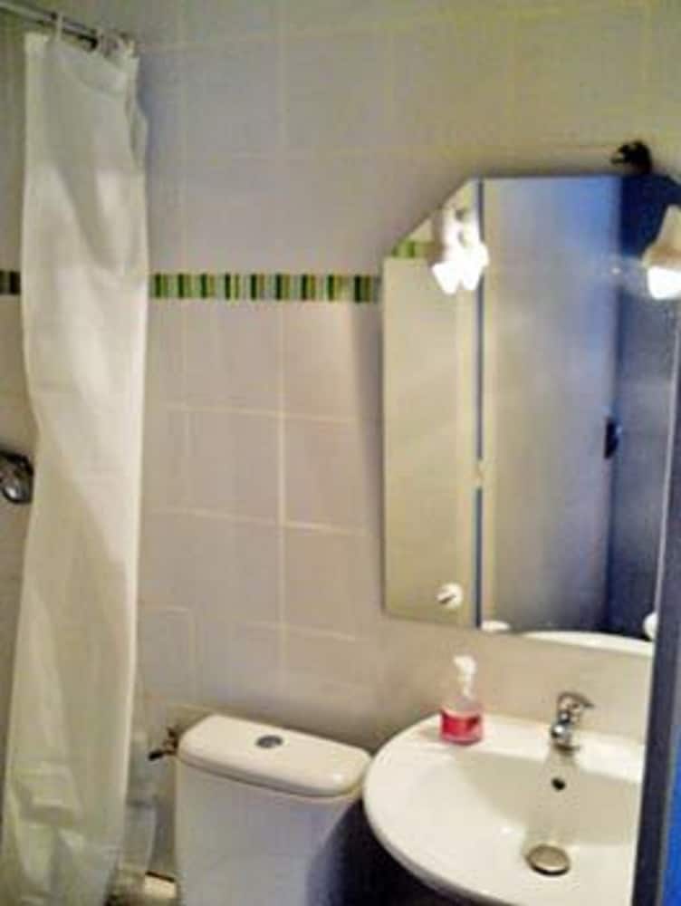 Standard Single Room photo 2