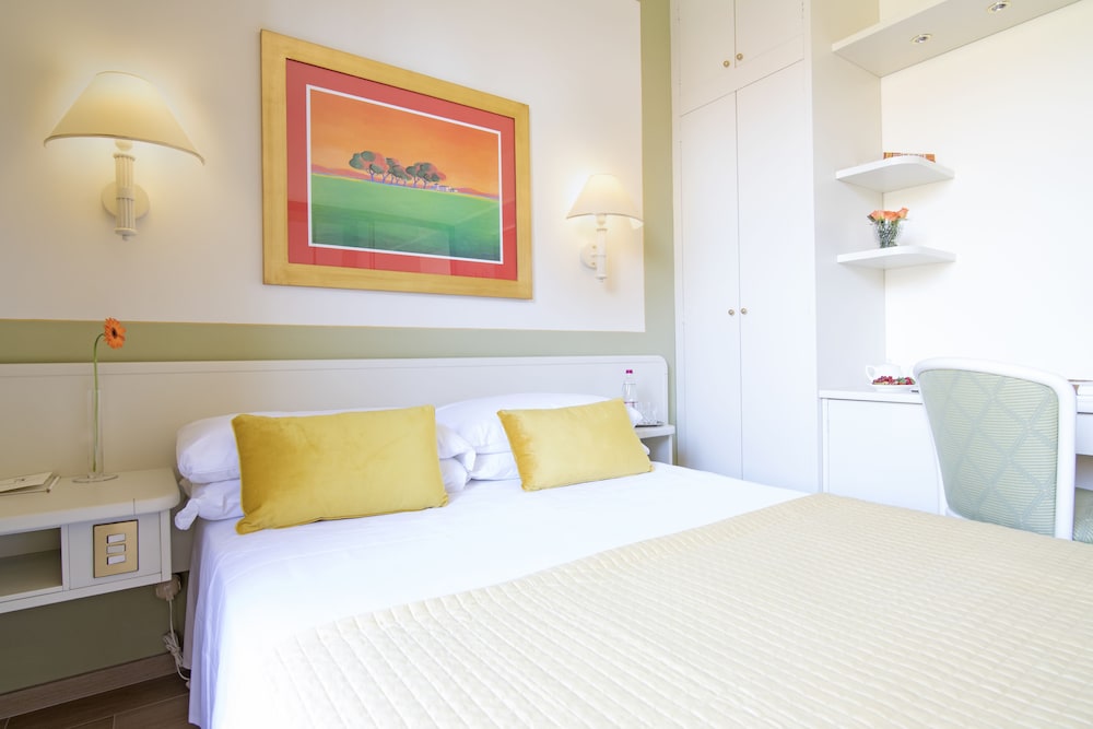 Basic Room - Photo 1