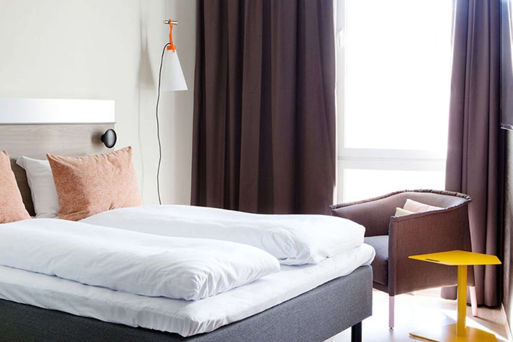 Standard Room, 2 Twin Beds, Accessible, Non Smoking