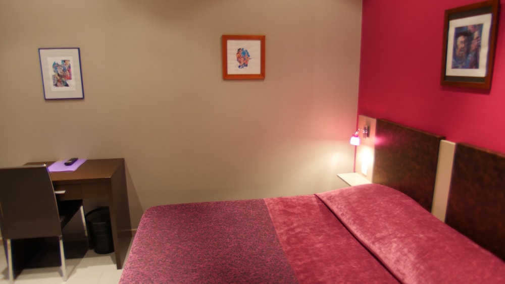 Suite, Connecting Rooms photo 3