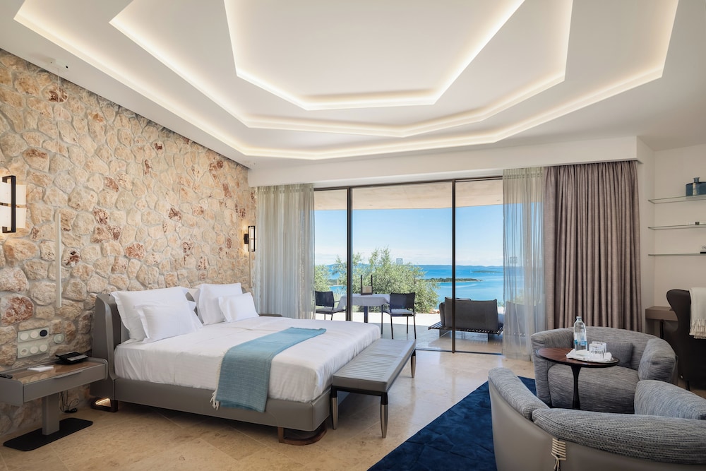 Luxury Room with Terrace and Sea View - Photo 2