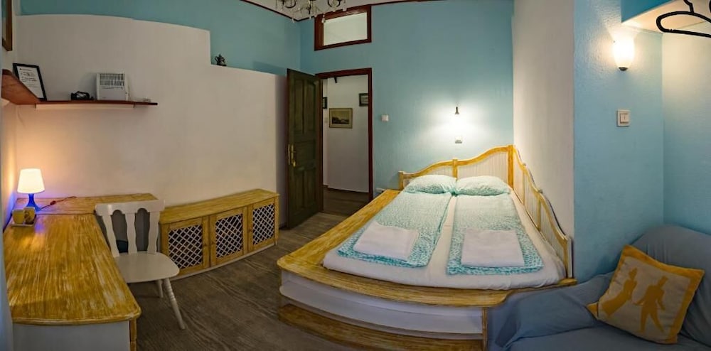Double Room, Shared Bathroom
