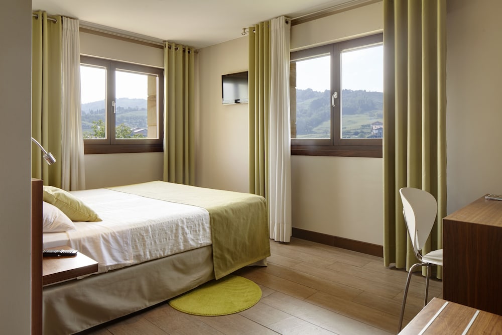 Habitación Doble o Twin con Vista a la Montaña