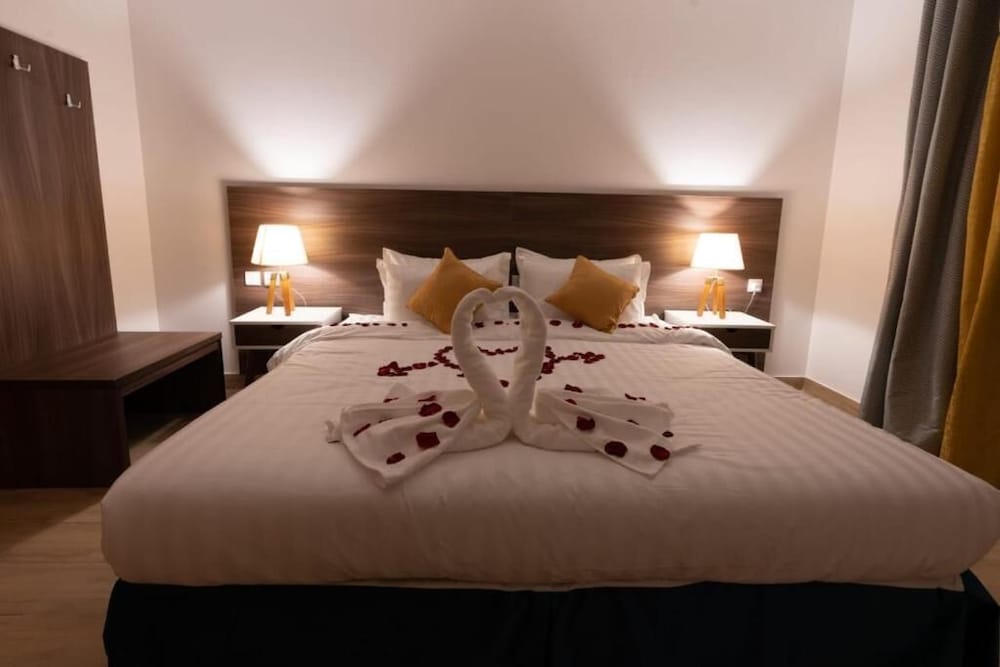 Luxury Suite, 1 Bedroom, Balcony, Sea View