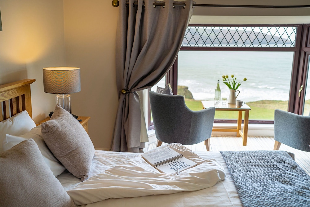 Superior Double or Twin Room, Sea View photo 1