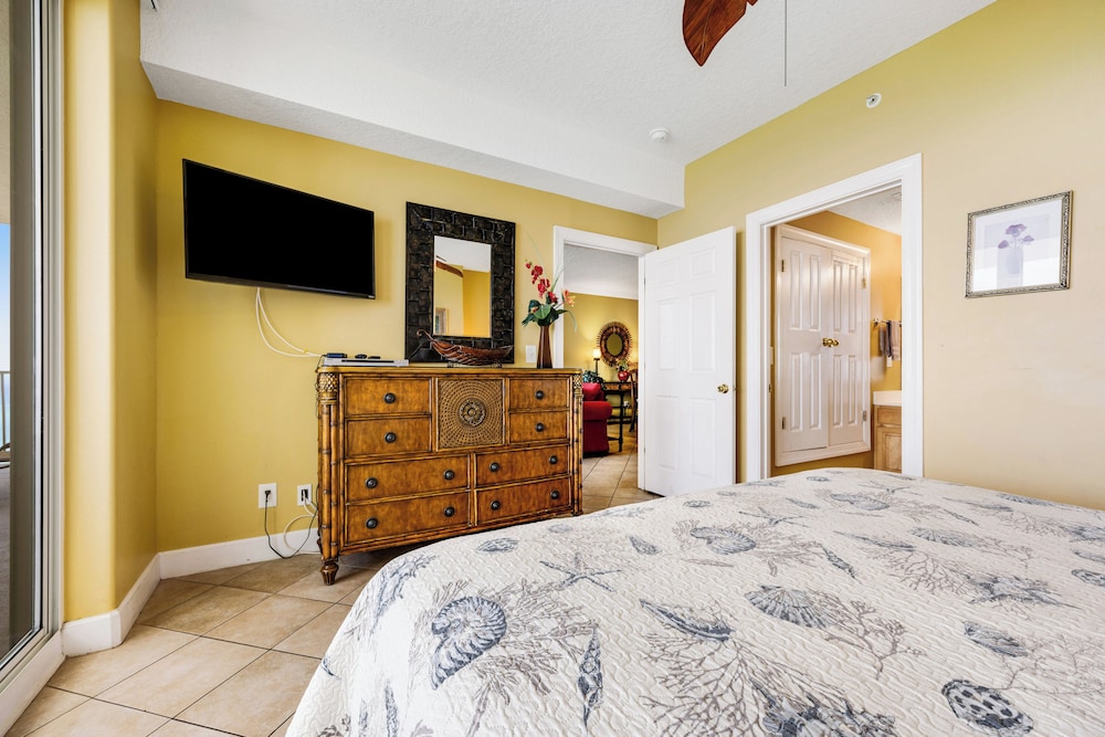 Condo, Multiple Beds, Balcony, Ocean View (Ocean Reef 1709 - No Pets Allowed)