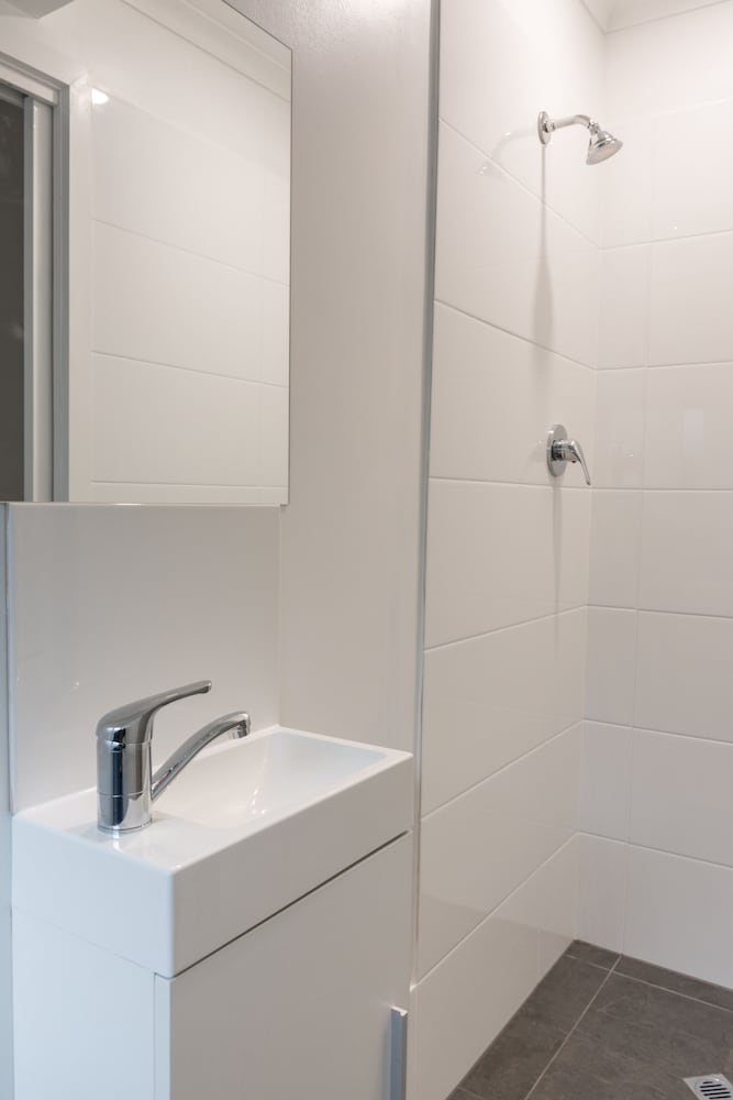 Deluxe Triple Room - Photo 8