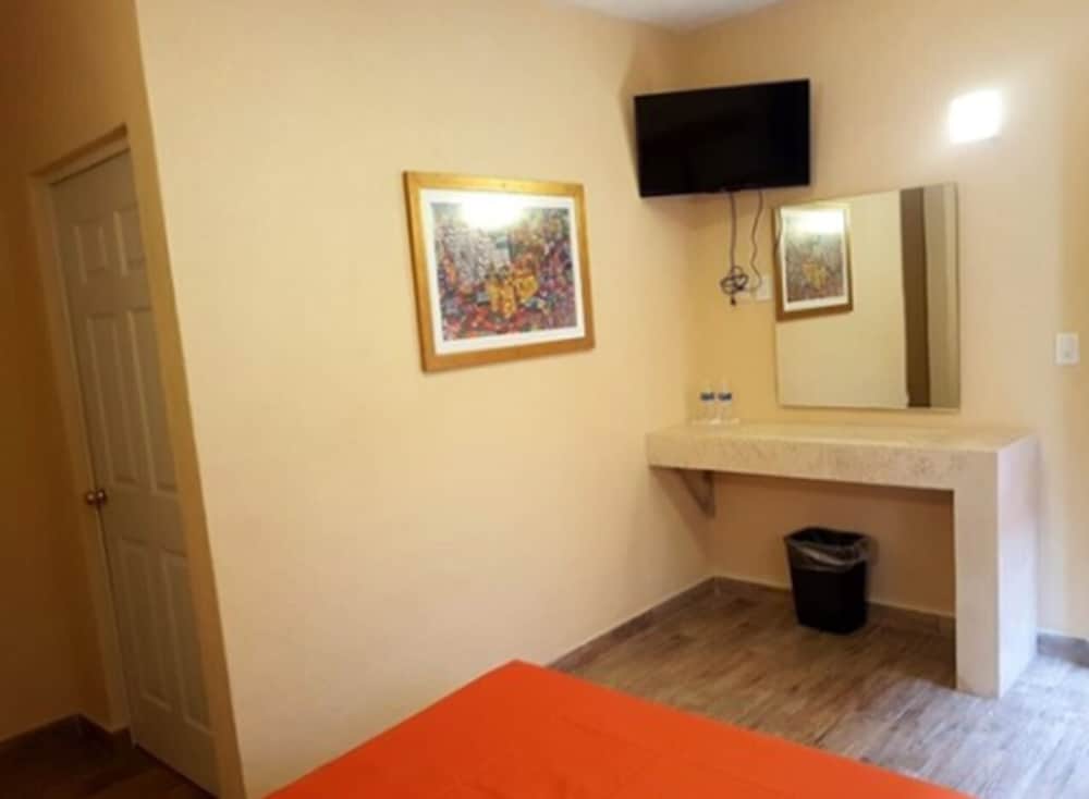 Standard Single Room photo 2