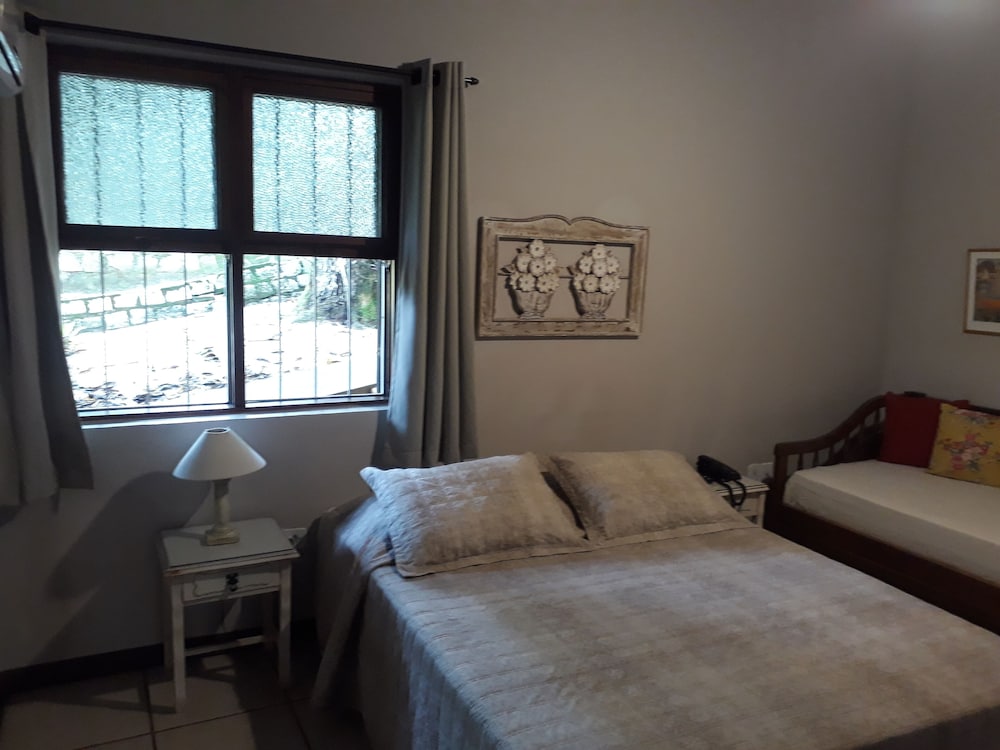 Standard Triple Room photo 2