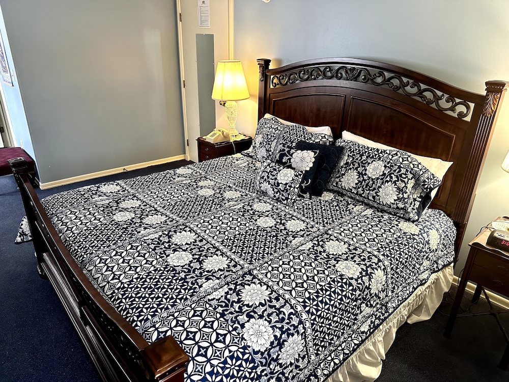 Premier Room, 1 King Bed - Photo 26