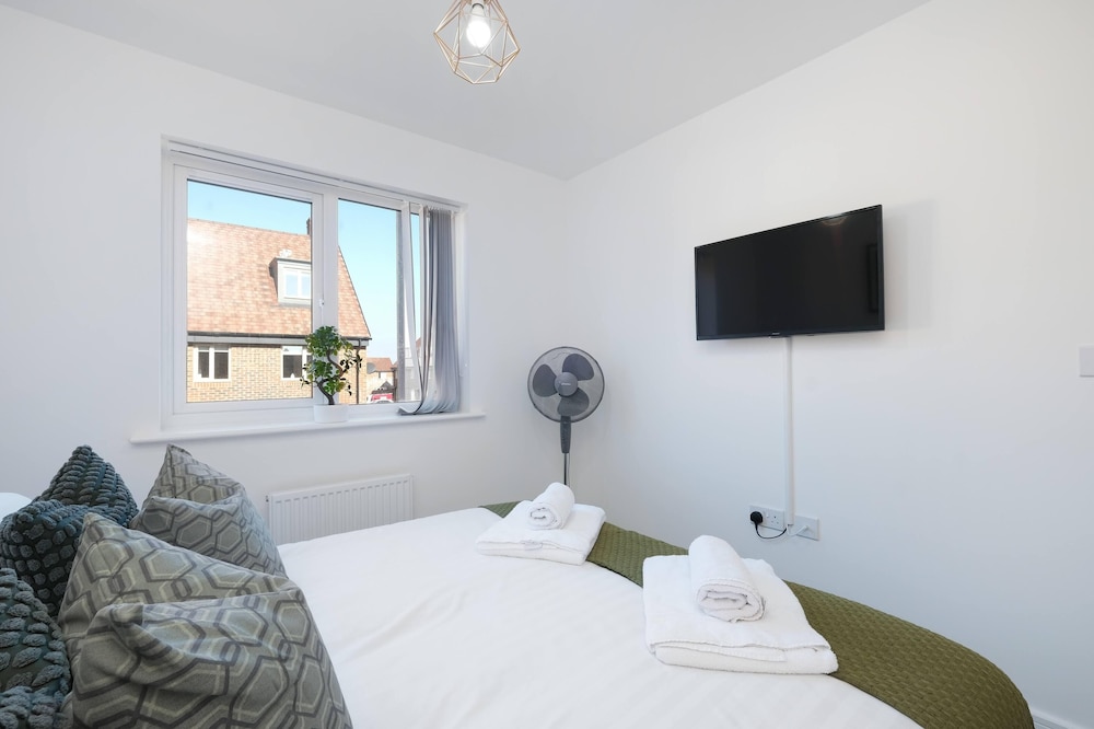Apartment photo 2