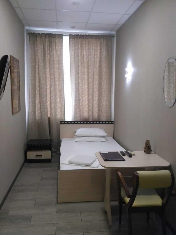 Basic Single Room photo 1