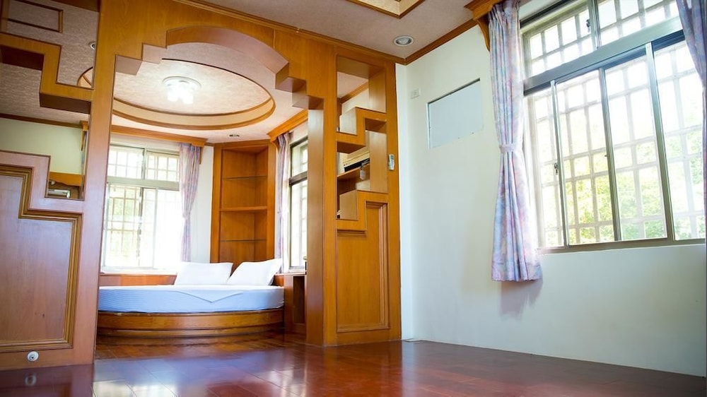 Quadruple Room, Private Bathroom, Mountain View photo 2