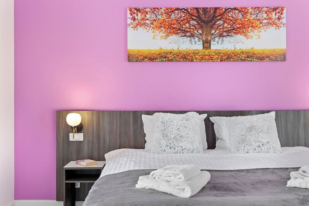 Deluxe Double or Twin Room - Photo 3