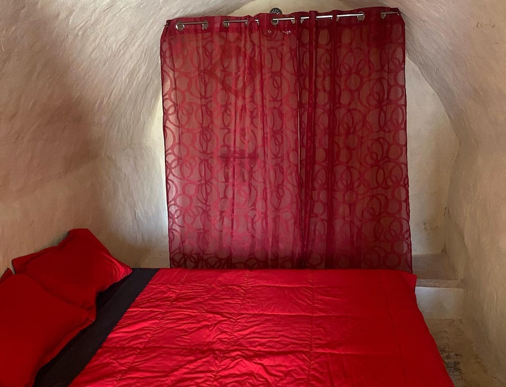 Panoramic Cottage, Multiple Bedrooms, Mountain View photo 1