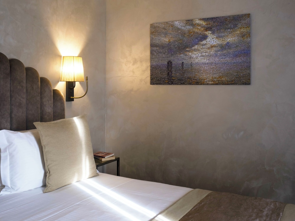 Exclusive Suite (Venezia) thumbnail 6