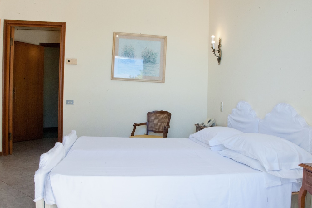 Superior Double Room, Balcony, Sea View - Photo 1