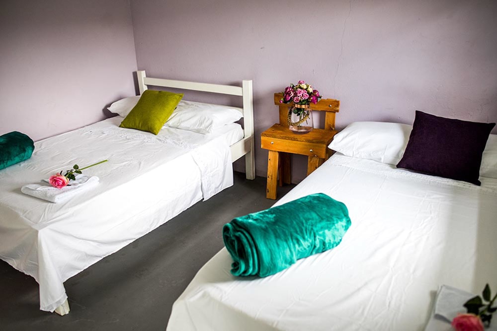 Basic Shared Dormitory, Mixed Dorm, Mountain View photo 1