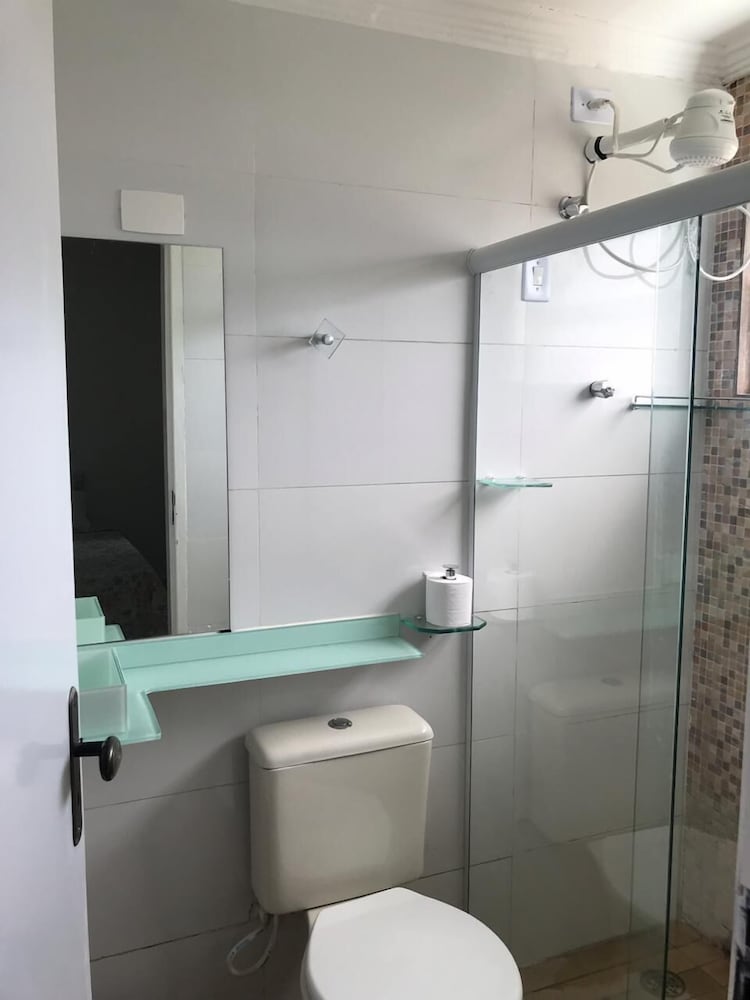 Standard Double Room - Photo 16