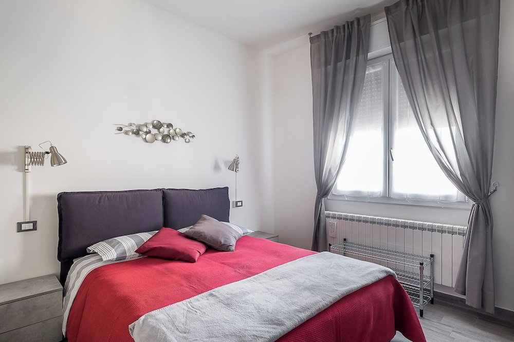 Apartment, Balcony