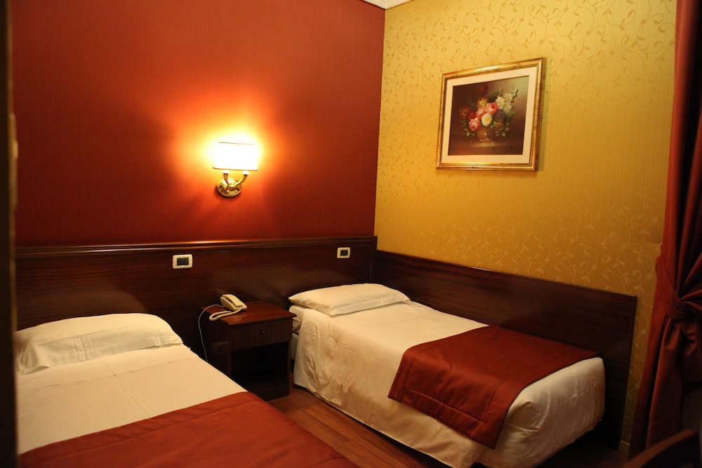 Economy Room