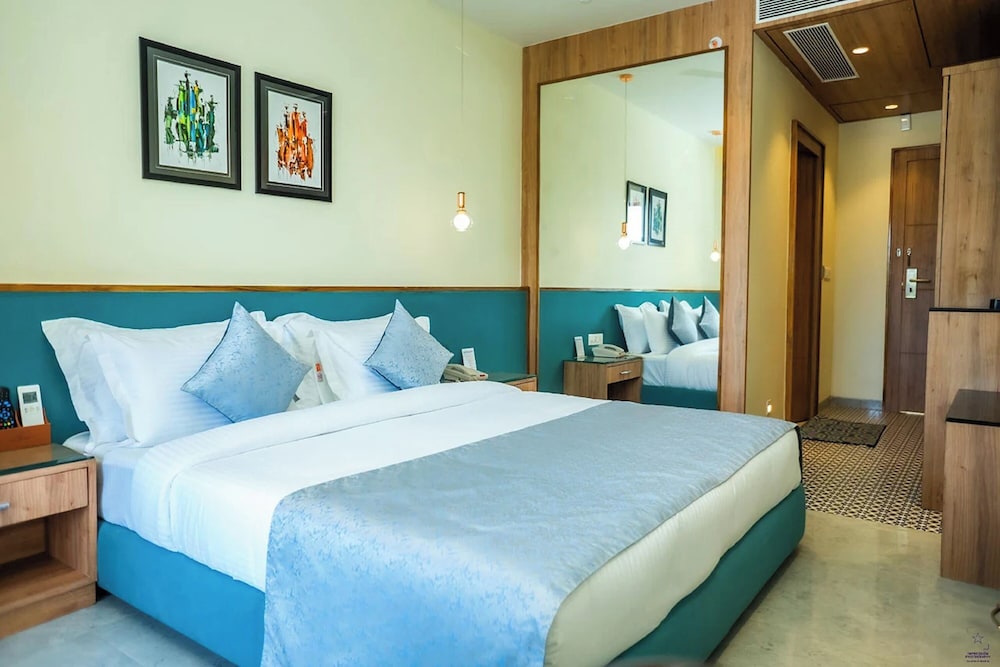 Super Deluxe Room - Photo 8