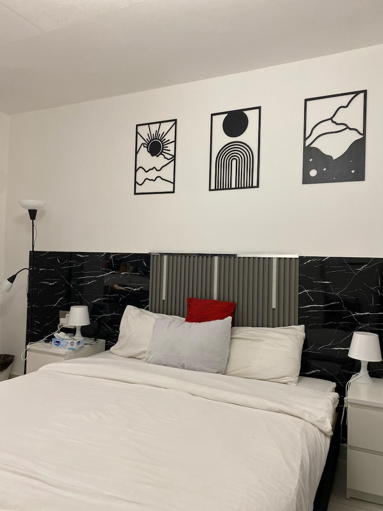 Signature Room
