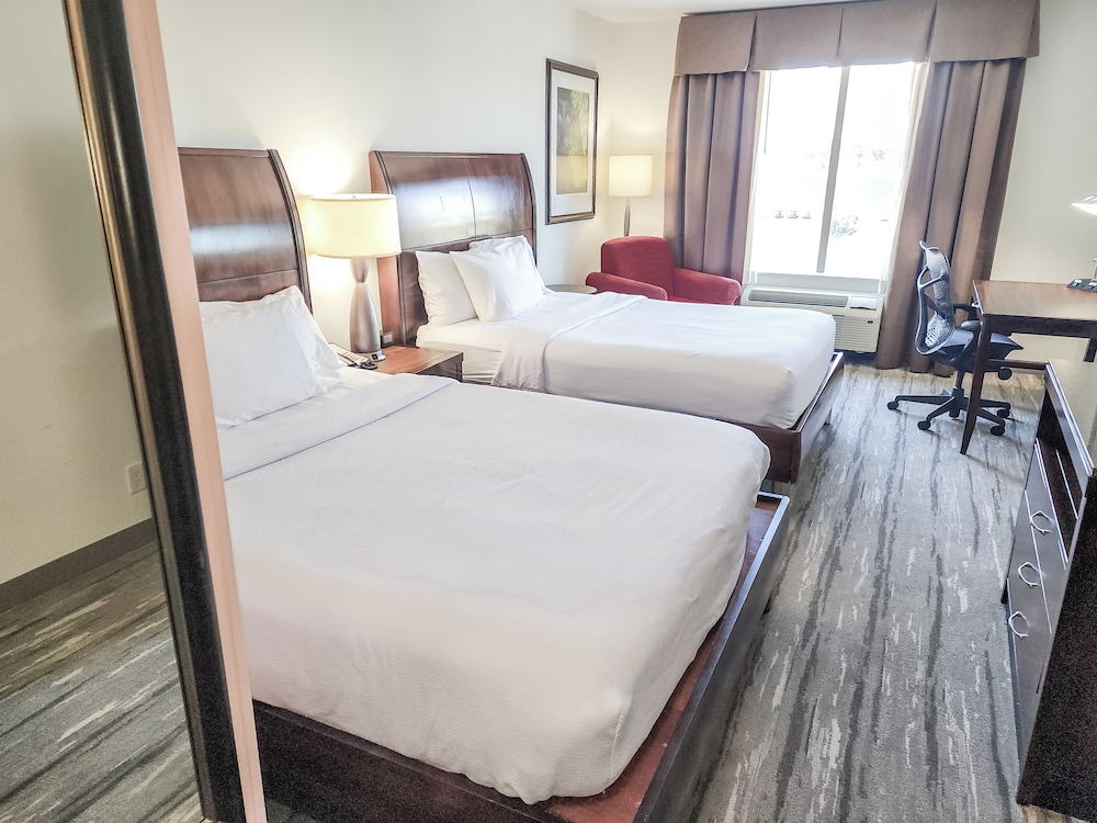 Room, 2 Queen Beds, Non Smoking photo 1