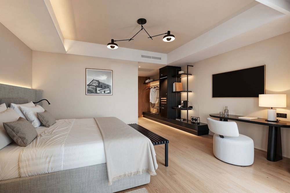 V Level Suite for 2+2 Seaview photo 2