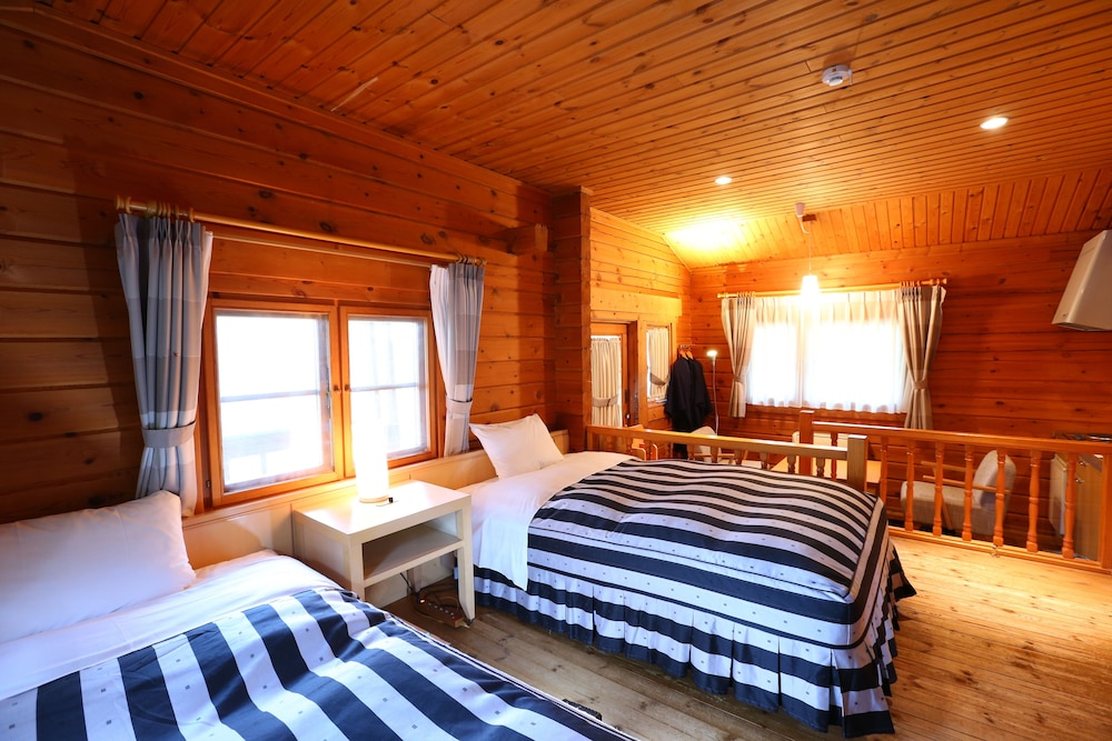 Private Lodge  Room - Meal Not Served, Non-Smoking photo 3
