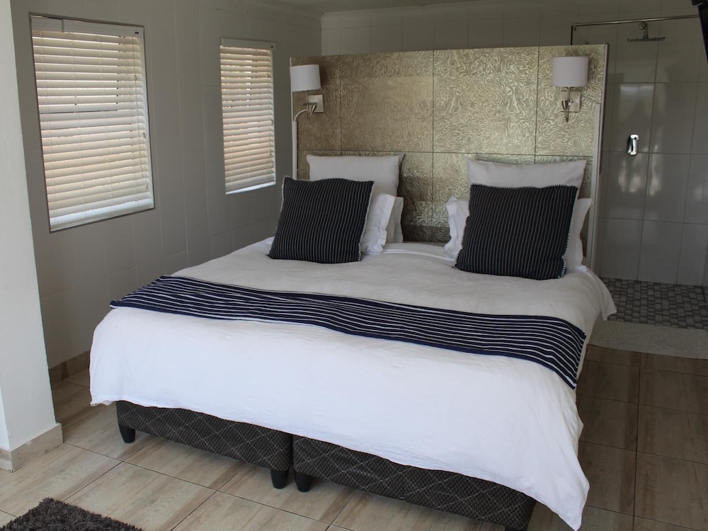 Standard Double Room photo 1