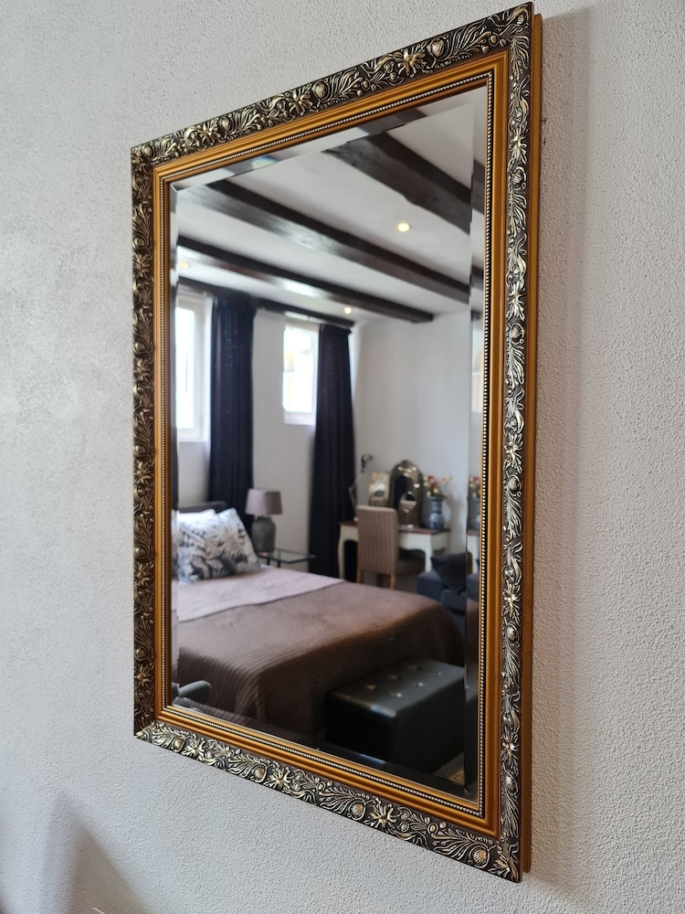 Deluxe Double Room (3rd floor- stair access only)