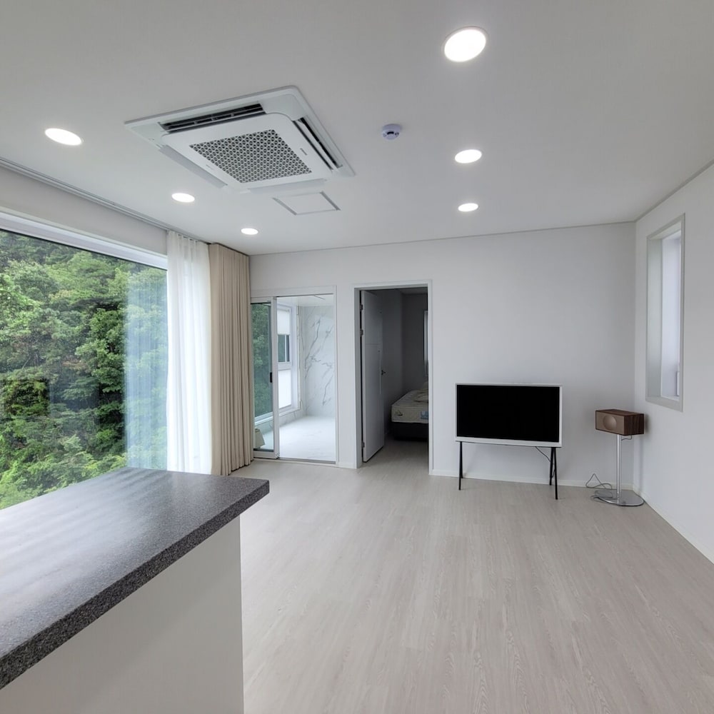 Room, Ocean View (105) - Photo 1