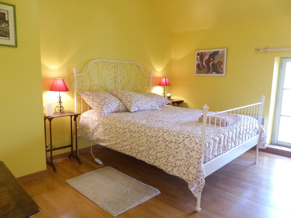 Traditional Double Room (Jaune) photo 1