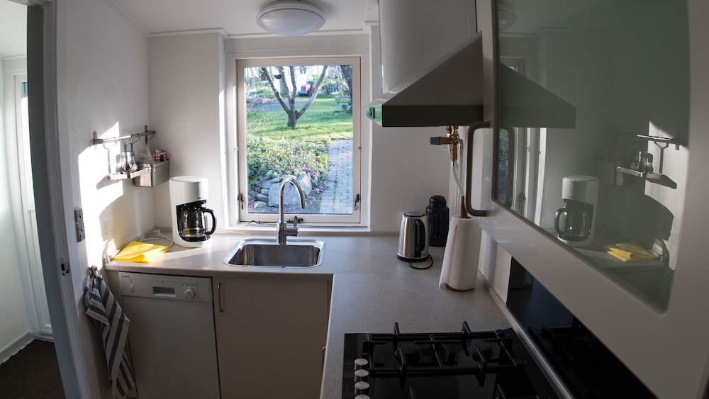 Apartment, 3 Bedrooms, Terrace, Sea View (D) photo 3