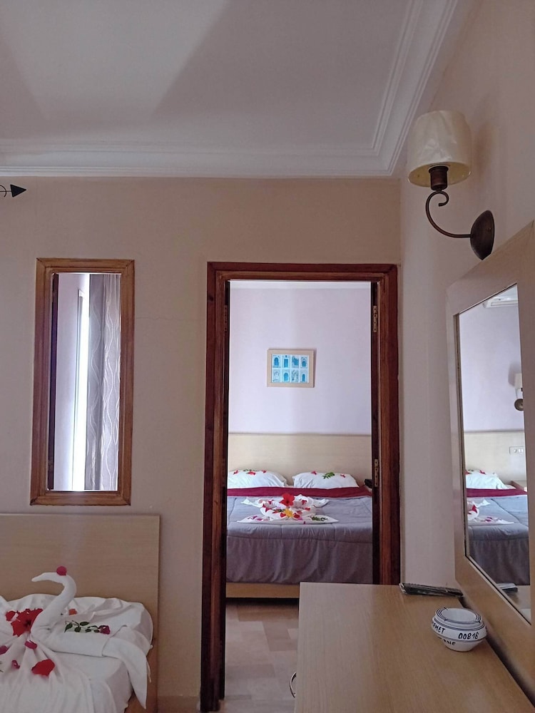 Quadruple Room - Photo 2