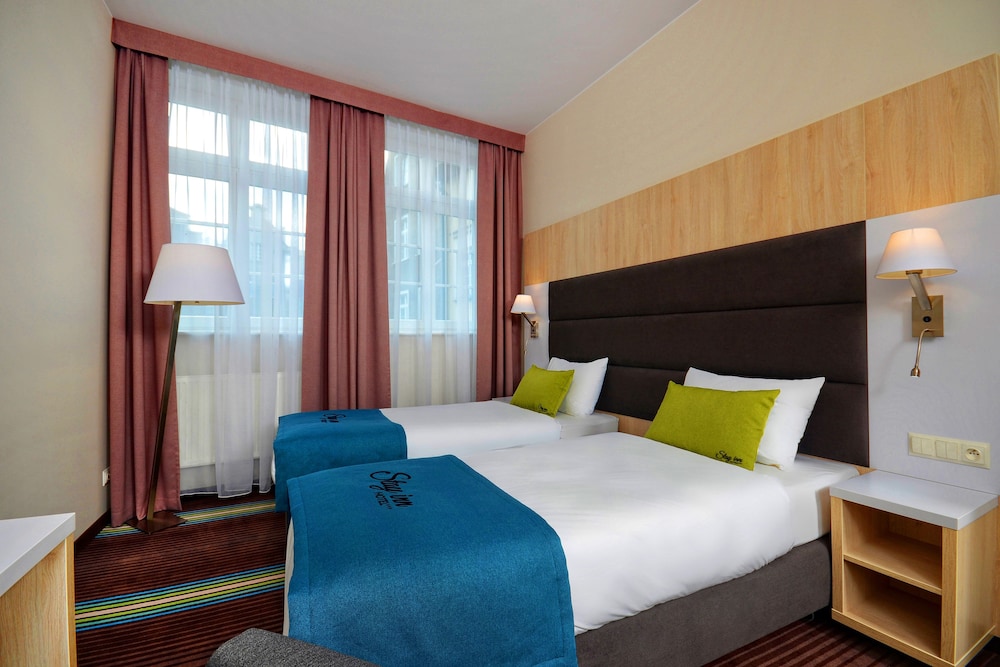 Deluxe Twin Room photo 1