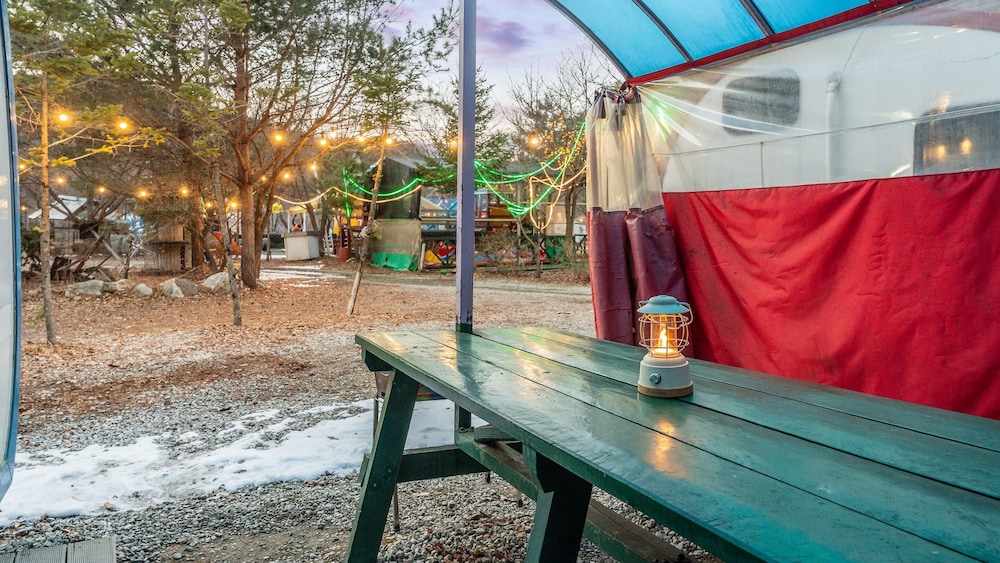 Basic Room, 1 Bedroom (Duriser Caravan No. 3(Private BBQ))