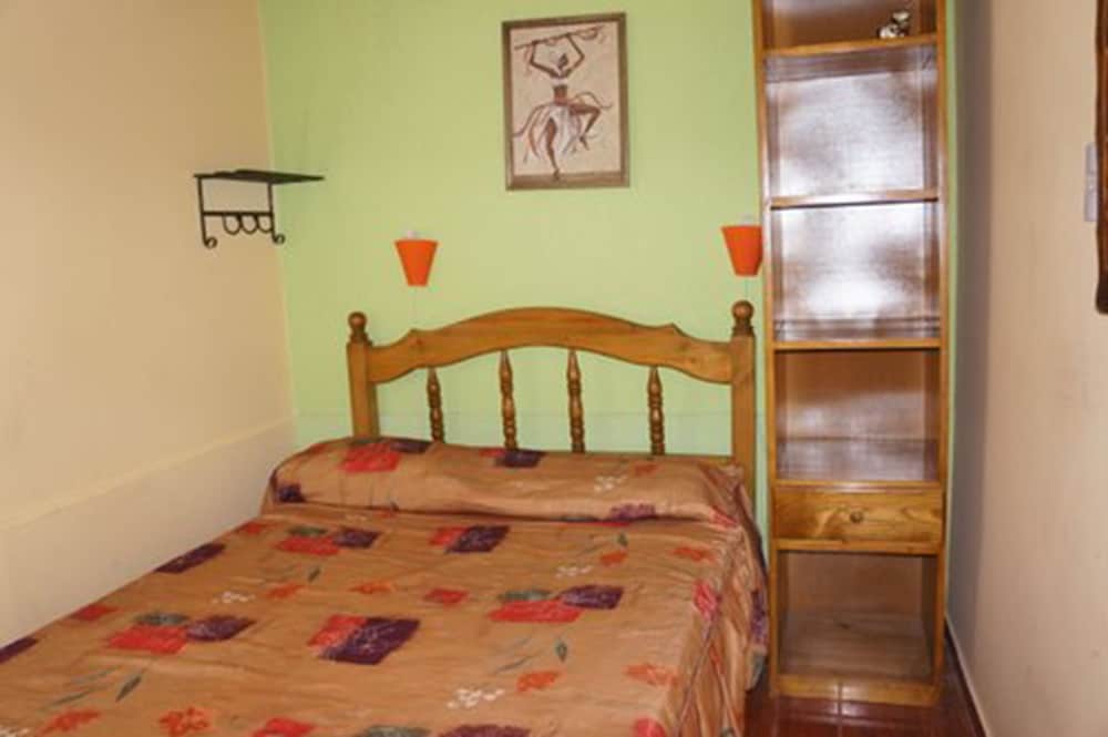 Cabin, 2 Bedrooms (4) photo 2