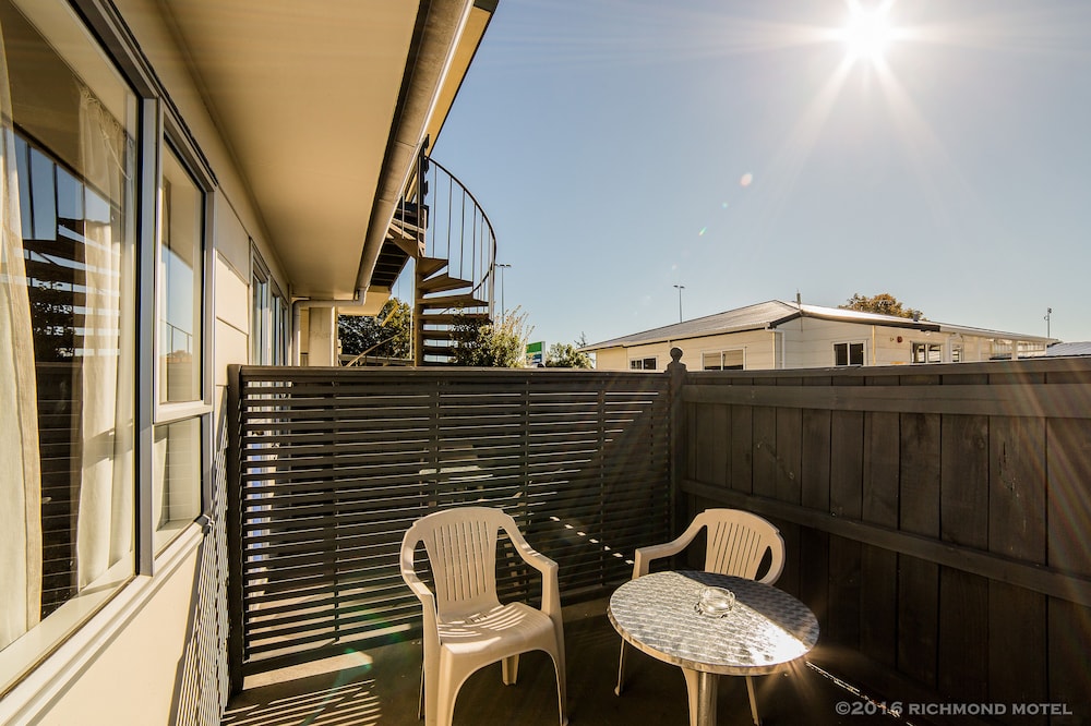 One Bedroom, Self-Contained photo 3