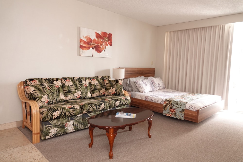 Premium Studio, 1 Queen Bed with Sofa bed, Kitchen (F20A07)