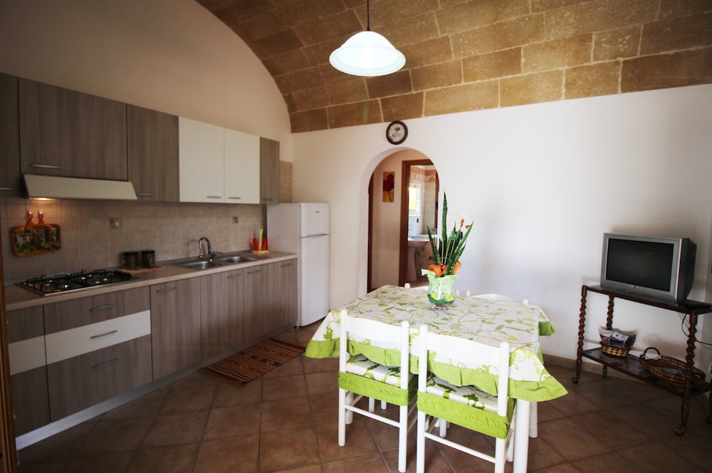 Apartment (2 Bedrooms) photo 3