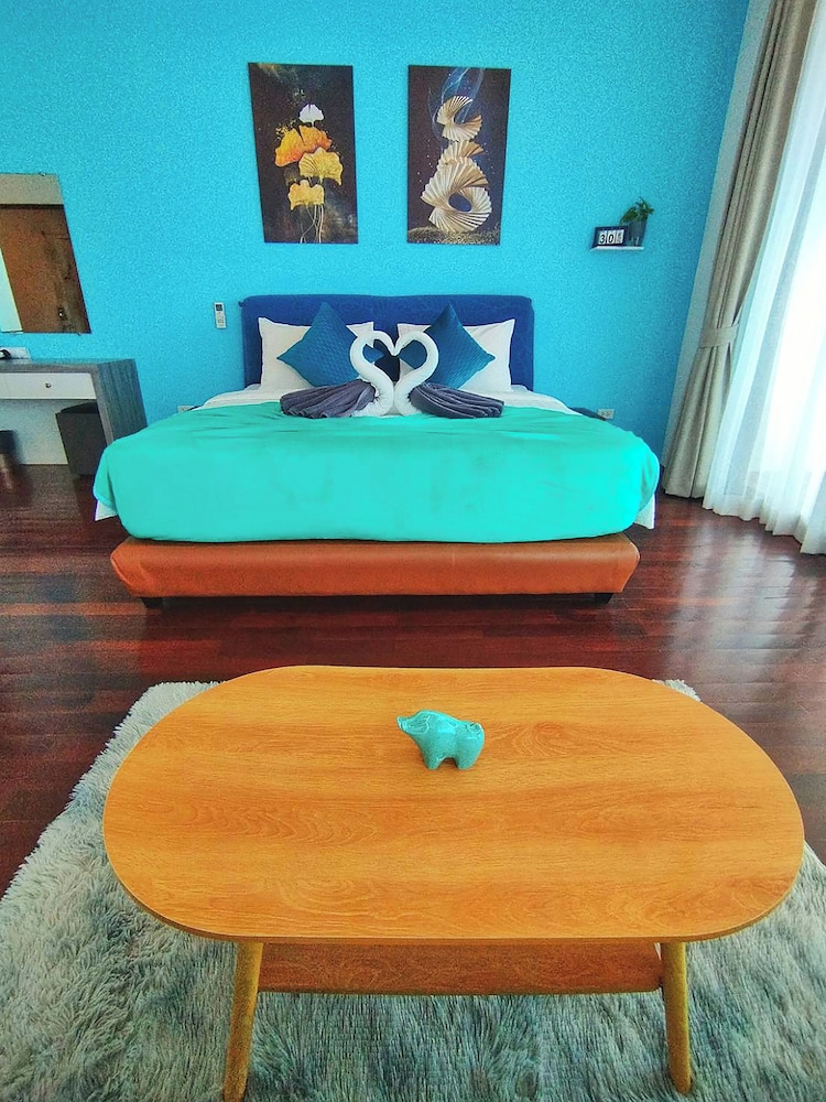 Deluxe Room with Ocean View and Jacuzzi - Photo 4